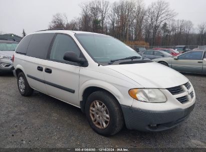 Lot #3042565218 2005 DODGE CARAVAN SE