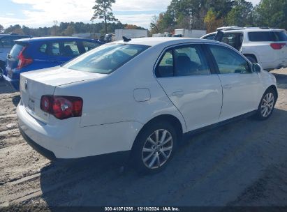 Lot #3052071811 2010 VOLKSWAGEN JETTA SE