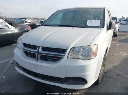 Lot #3055287261 2016 DODGE GRAND CARAVAN SE