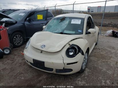 Lot #3052079804 2009 VOLKSWAGEN NEW BEETLE 2.5L