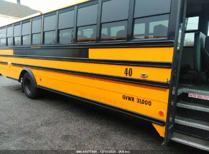 Lot #3037528882 2006 FREIGHTLINER CHASSIS B2B