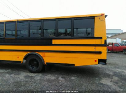 Lot #3037528879 2006 FREIGHTLINER CHASSIS B2B