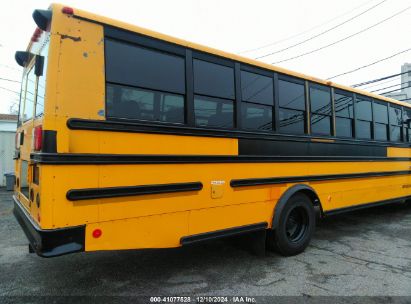 Lot #3037528879 2006 FREIGHTLINER CHASSIS B2B