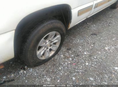 Lot #3042565336 2002 CHEVROLET SILVERADO 1500 LS