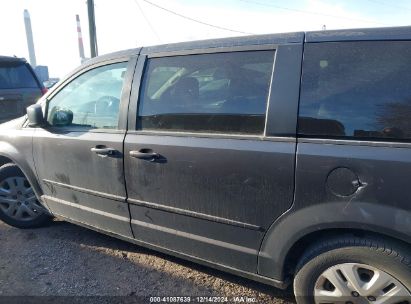 Lot #3034049628 2017 DODGE GRAND CARAVAN SE