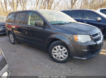 Lot #3034049628 2017 DODGE GRAND CARAVAN SE