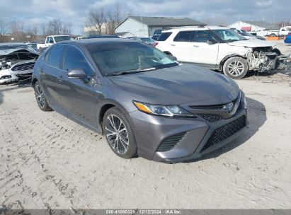 Lot #3052071505 2018 TOYOTA CAMRY HYBRID SE