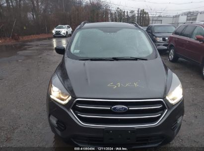 Lot #3042564868 2017 FORD ESCAPE SE