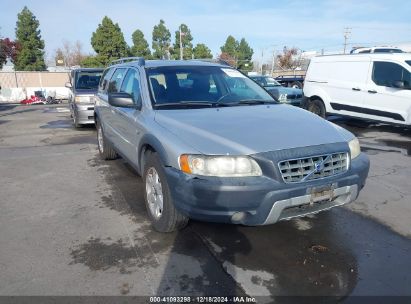 Lot #3037531791 2005 VOLVO XC70 2.5T AWD