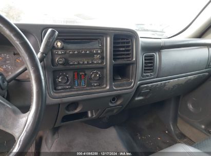 Lot #3037536111 2004 CHEVROLET AVALANCHE 1500