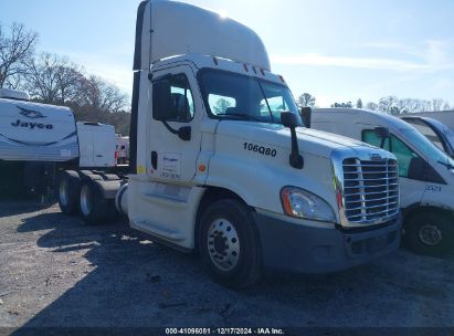 Lot #3037528887 2017 FREIGHTLINER CASCADIA 125