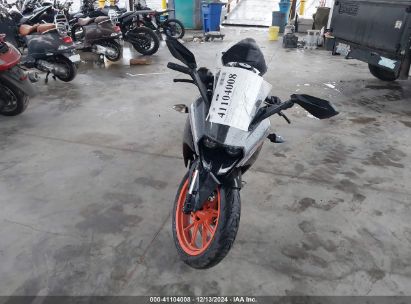 Lot #3035090007 2018 KTM 390 DUKE