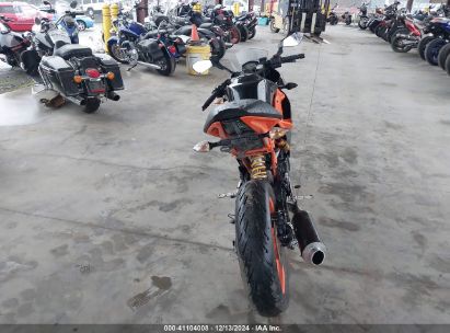 Lot #3035090007 2018 KTM 390 DUKE