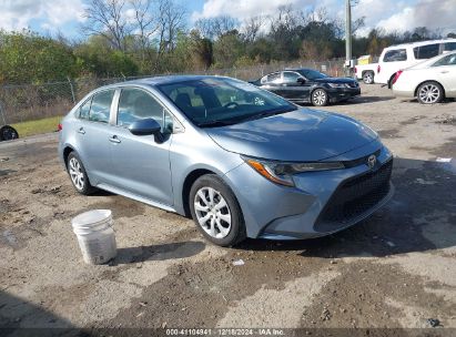 Lot #3052079304 2020 TOYOTA COROLLA LE