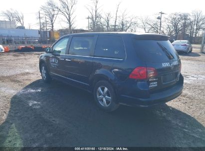 Lot #3037523440 2010 VOLKSWAGEN ROUTAN SE