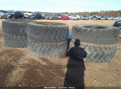 Lot #3035079666 1900 LOADER TIRES 20.5 R25