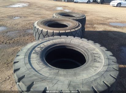 Lot #3035079666 1900 LOADER TIRES 20.5 R25