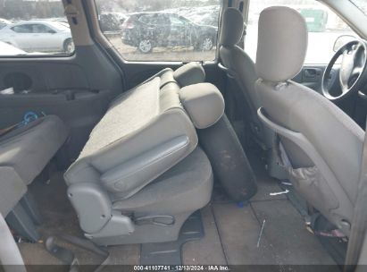 Lot #3051092053 2006 DODGE GRAND CARAVAN SE