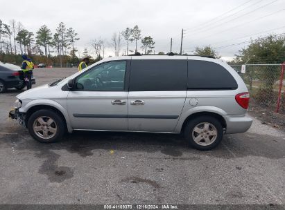 Lot #3051092034 2006 DODGE CARAVAN SXT