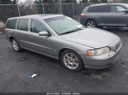 Lot #3051091937 2006 VOLVO V70 2.4