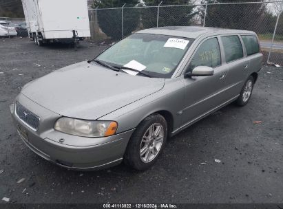 Lot #3051091937 2006 VOLVO V70 2.4