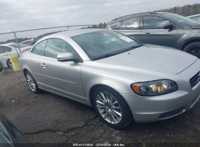 Lot #3054887880 2008 VOLVO C70 T5