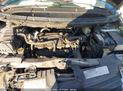 Lot #3051091910 2005 DODGE GRAND CARAVAN SE