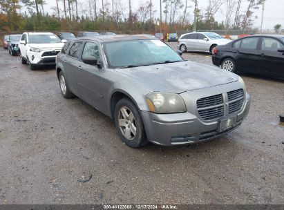 Lot #3051092066 2005 DODGE MAGNUM SE