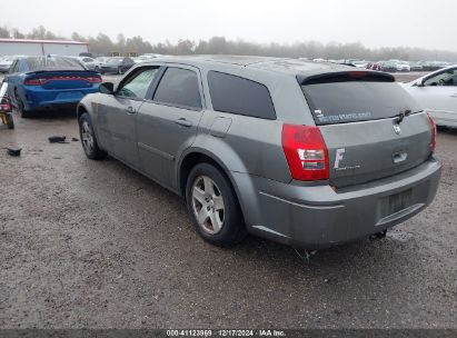 Lot #3051092066 2005 DODGE MAGNUM SE