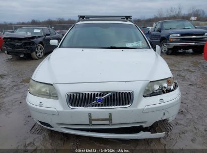 Lot #3051091844 2005 VOLVO V70 2.4