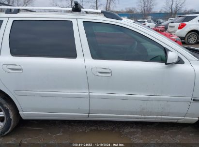 Lot #3051091844 2005 VOLVO V70 2.4