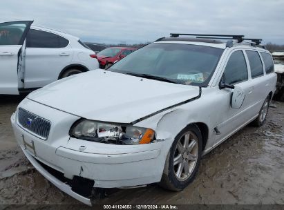 Lot #3051091844 2005 VOLVO V70 2.4