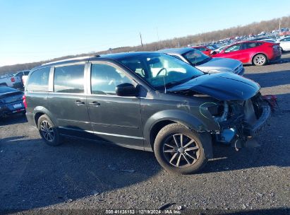 Lot #3065100446 2017 DODGE GRAND CARAVAN SXT