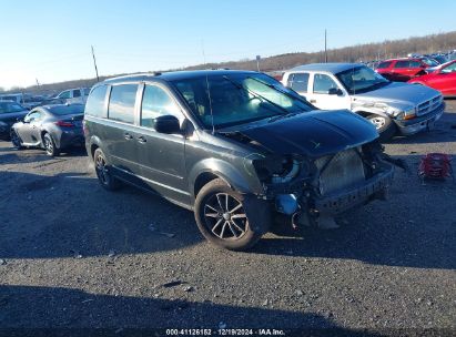 Lot #3065100446 2017 DODGE GRAND CARAVAN SXT