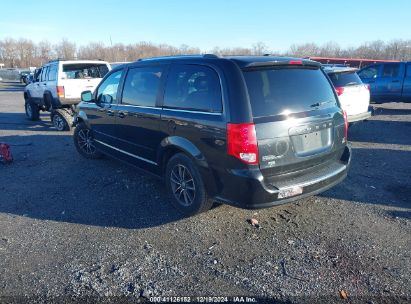 Lot #3065100446 2017 DODGE GRAND CARAVAN SXT