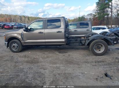 Lot #3046375292 2023 FORD F-350 CHASSIS XL