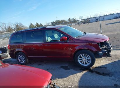 Lot #3042563842 2018 DODGE GRAND CARAVAN SXT