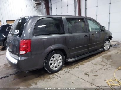 Lot #3057078214 2017 DODGE GRAND CARAVAN SE