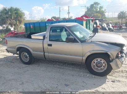 Lot #3051091493 2002 GMC SONOMA SL