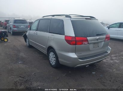 Lot #3051091459 2004 TOYOTA SIENNA LE