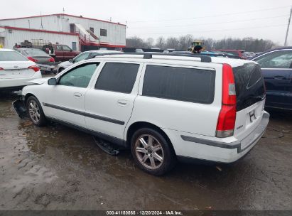 Lot #3056065469 2004 VOLVO V70 2.4