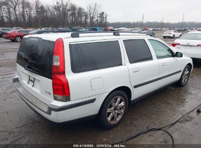 Lot #3056065469 2004 VOLVO V70 2.4