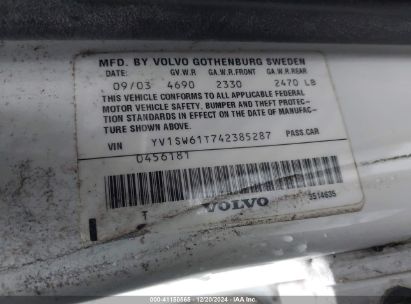 Lot #3056065469 2004 VOLVO V70 2.4