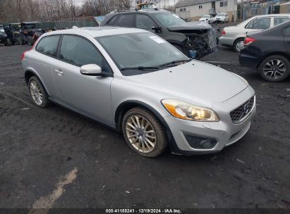 Lot #3037534219 2011 VOLVO C30 T5/T5 R-DESIGN