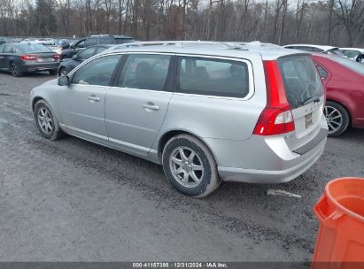 Lot #3051091125 2008 VOLVO V70 3.2