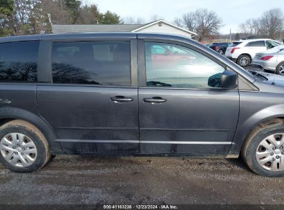 Lot #3037523163 2017 DODGE GRAND CARAVAN SE