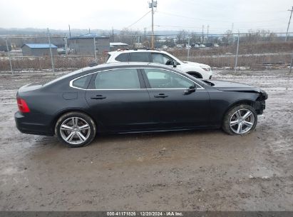 Lot #3051090910 2019 VOLVO S90 T5 MOMENTUM