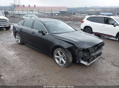 Lot #3051090910 2019 VOLVO S90 T5 MOMENTUM