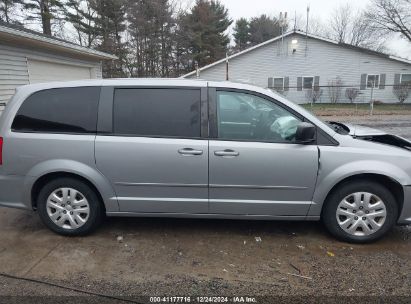 Lot #3051487048 2017 DODGE GRAND CARAVAN SE