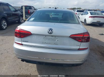 Lot #3035079293 2018 VOLKSWAGEN PASSAT